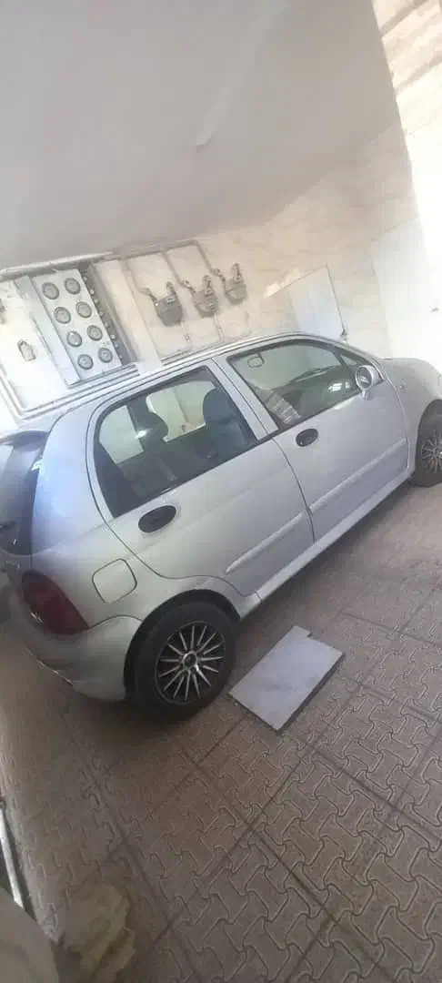 ام وی ام 110|خودرو سواری و وانت|اندیشه, اندیشه فاز ۱|دیوار