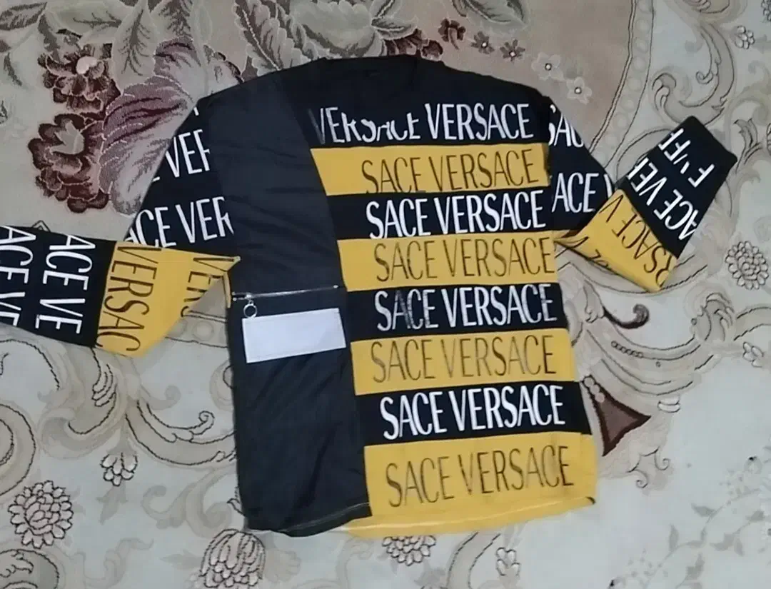 تعدادی بلوز پسرانه|لباس|ساری, |دیوار