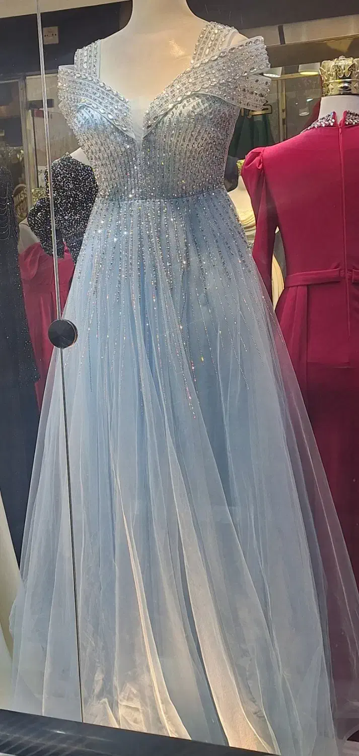 لباس مجلسی|لباس|ورامین, ورامین|دیوار