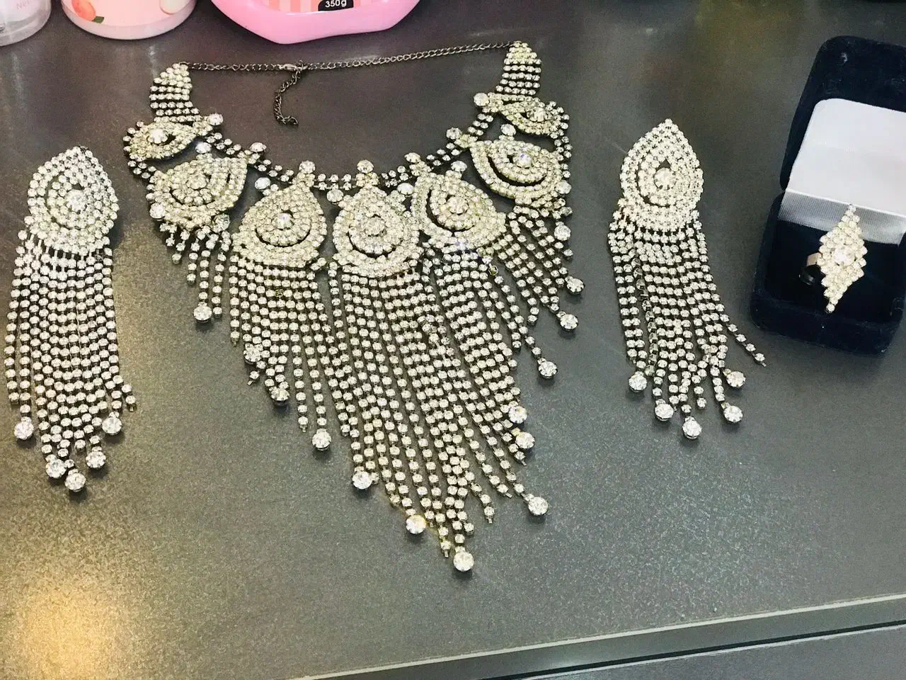 گردنبند و گوشواره و انگشتر|بدلیجات|پردیس, فاز ۱۱|دیوار