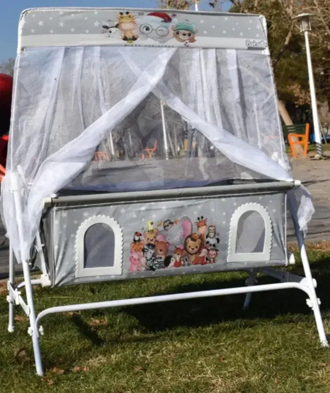 تخت گهواره ای نوزادتمیز وسالم وبدون استفاده|تخت و صندلی بچه|دامغان, |دیوار