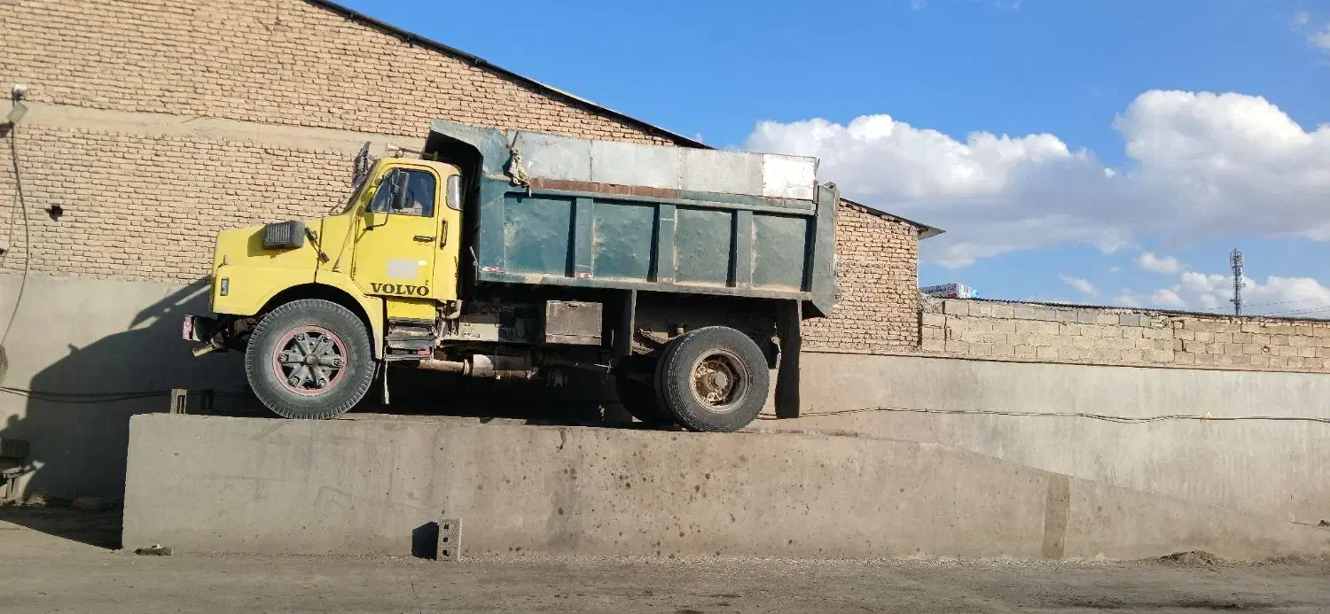 ولو تک کمپرسی|خودرو سنگین|اصفهان, باغ نگاره|دیوار