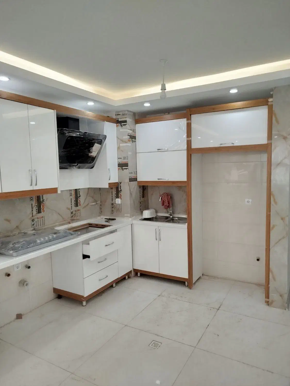 واحد ۹۵ متری صفر ۳ خواب خوش نقشه|فروش آپارتمان|شاهینشهر, شهرک هشت بهشت|دیوار