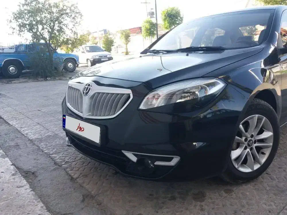 برلیانس ۳۳۰ اتومات|خودرو سواری و وانت|فسا, |دیوار