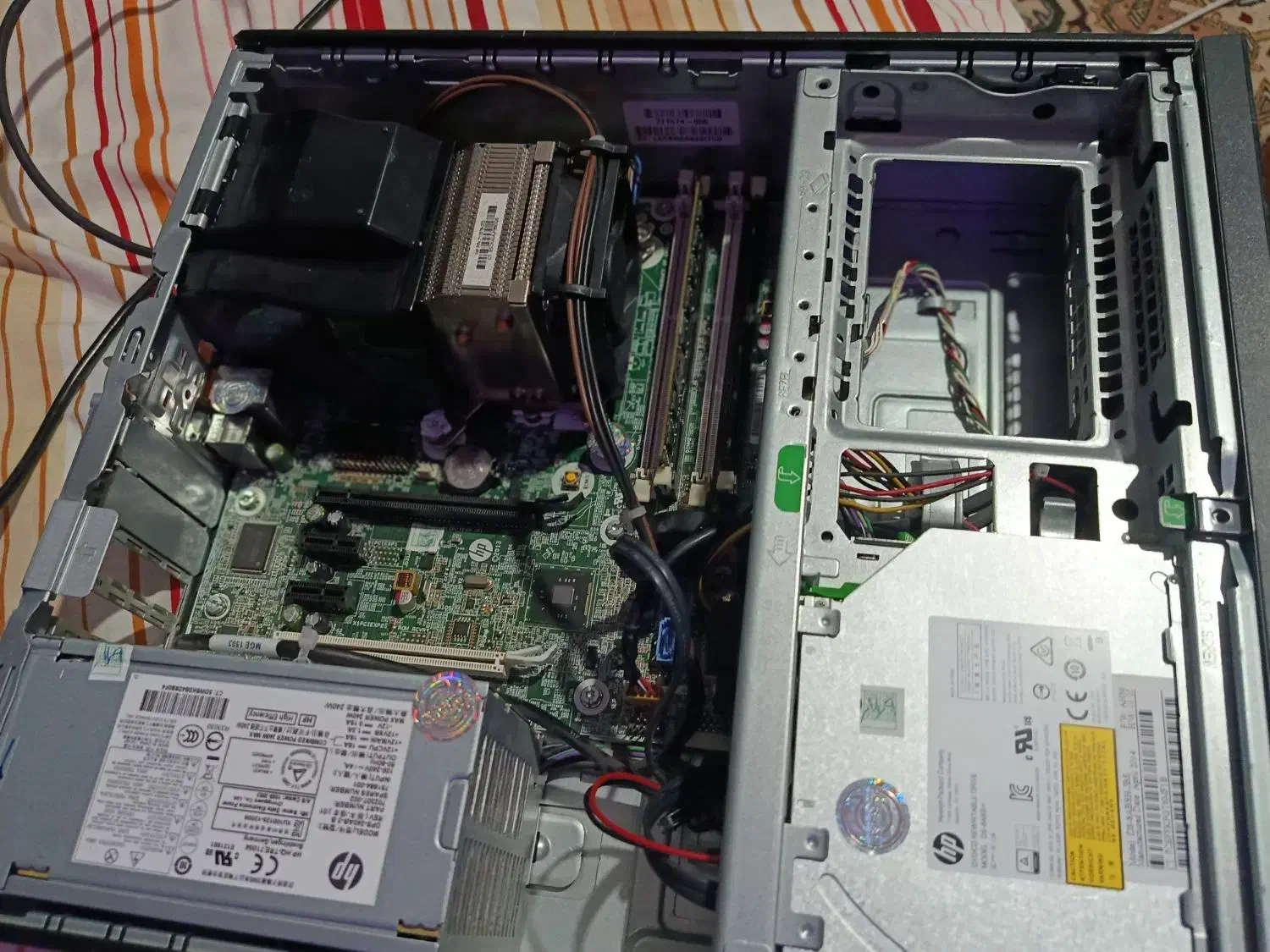 HP prodesck|رایانه رومیزی|ارومیه, |دیوار