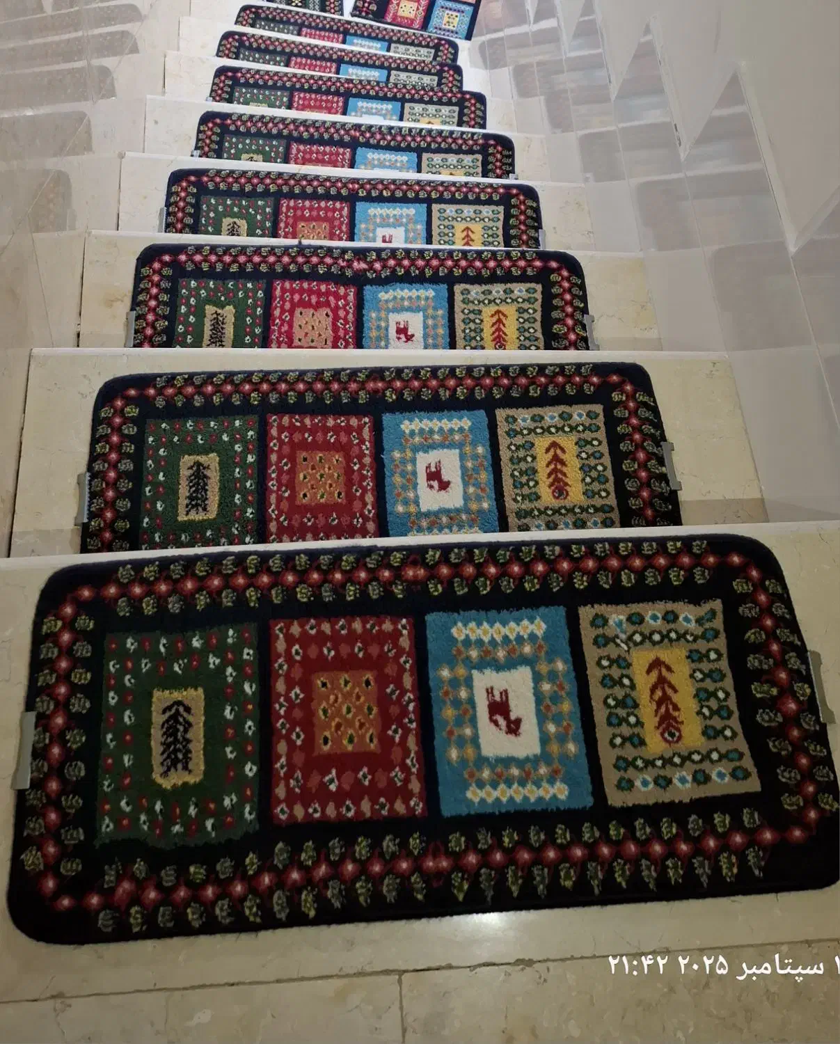 پاگردی و روپلە|فرش|سنندج, |دیوار