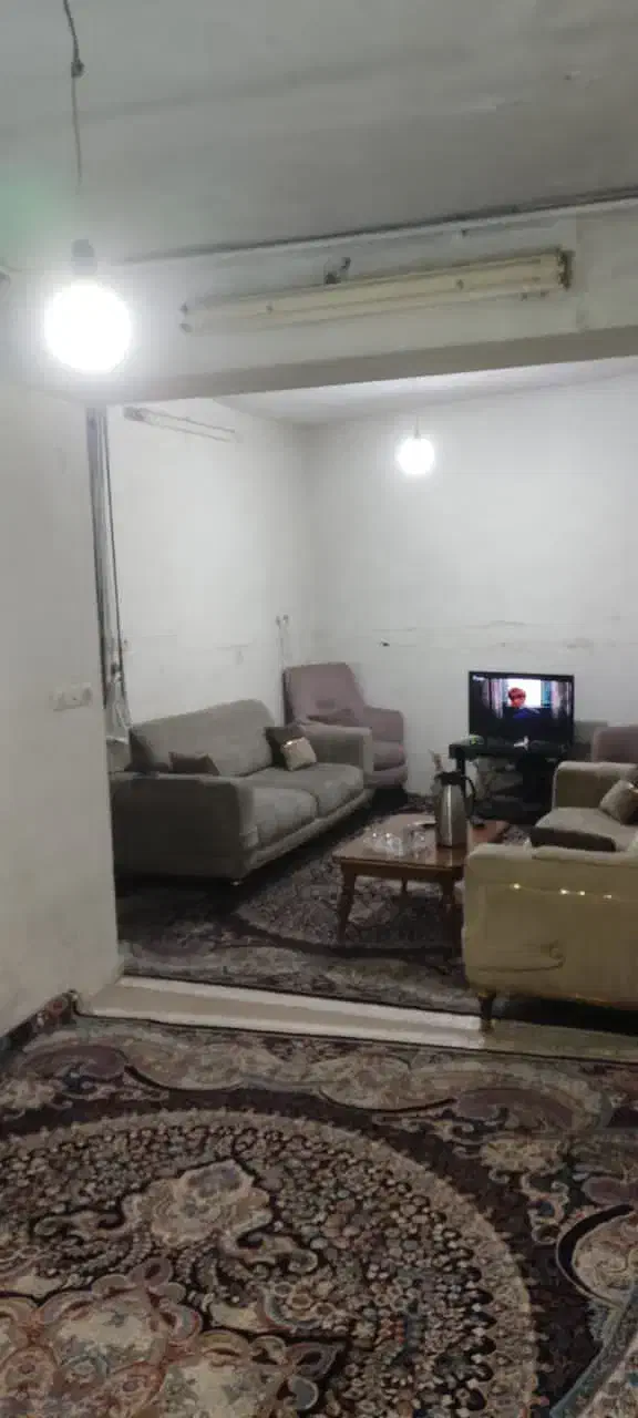 ۱۳۰ متر کلنگی حیاط دار|فروش خانه و ویلا|تهران, یافت آباد جنوبی|دیوار