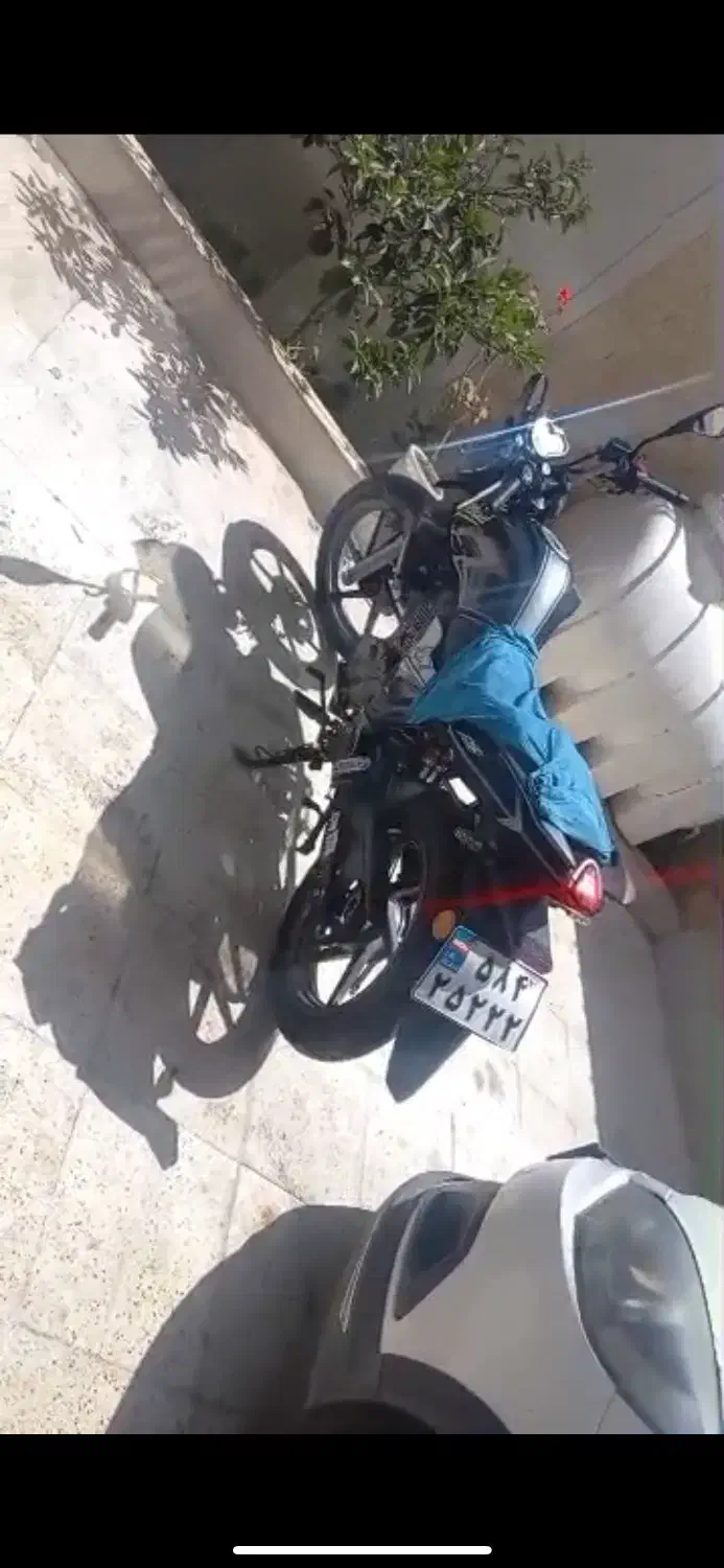 بنلی ۱۵۰ مزایده|موتورسیکلت|رشت, شکار اسطلخ|دیوار