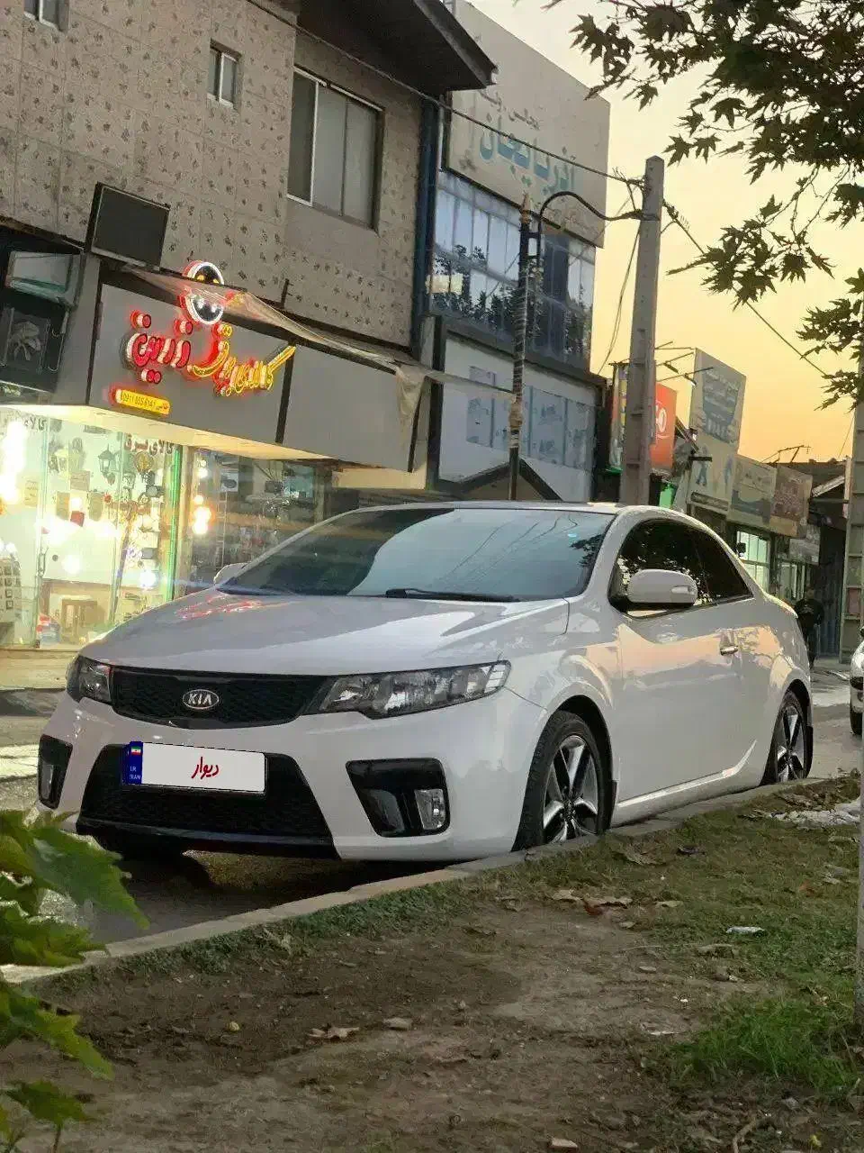 سراتو کوپه ۲۰۱۰|خودرو سواری و وانت|گلوگاه بابل (گلیا), |دیوار