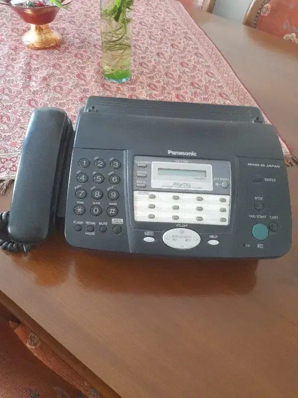 تلفن فکس پاناسونیک کاغد فکس نداره قیمت ۱۵۰۰۰۰۰۰|پرینتر، اسکنر، کپی، فکس|اندیشه, اندیشه فاز ۴|دیوار