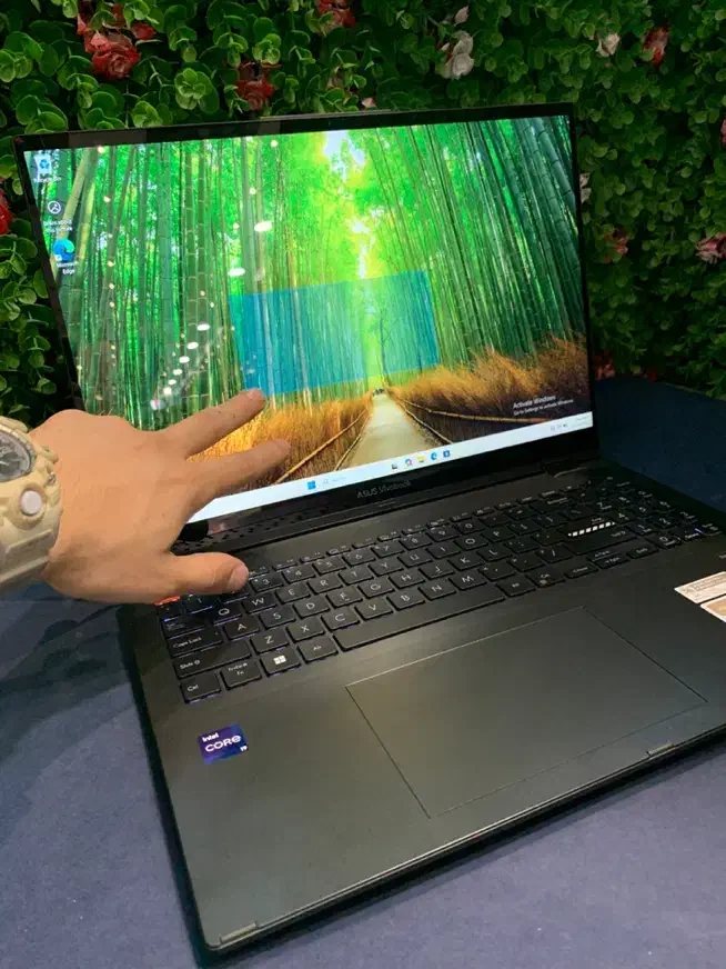 خرید مطمئن از واردکننده اصلی لپتاپ استوک باگارانتی|رایانه همراه|تهران, صادقیه|دیوار