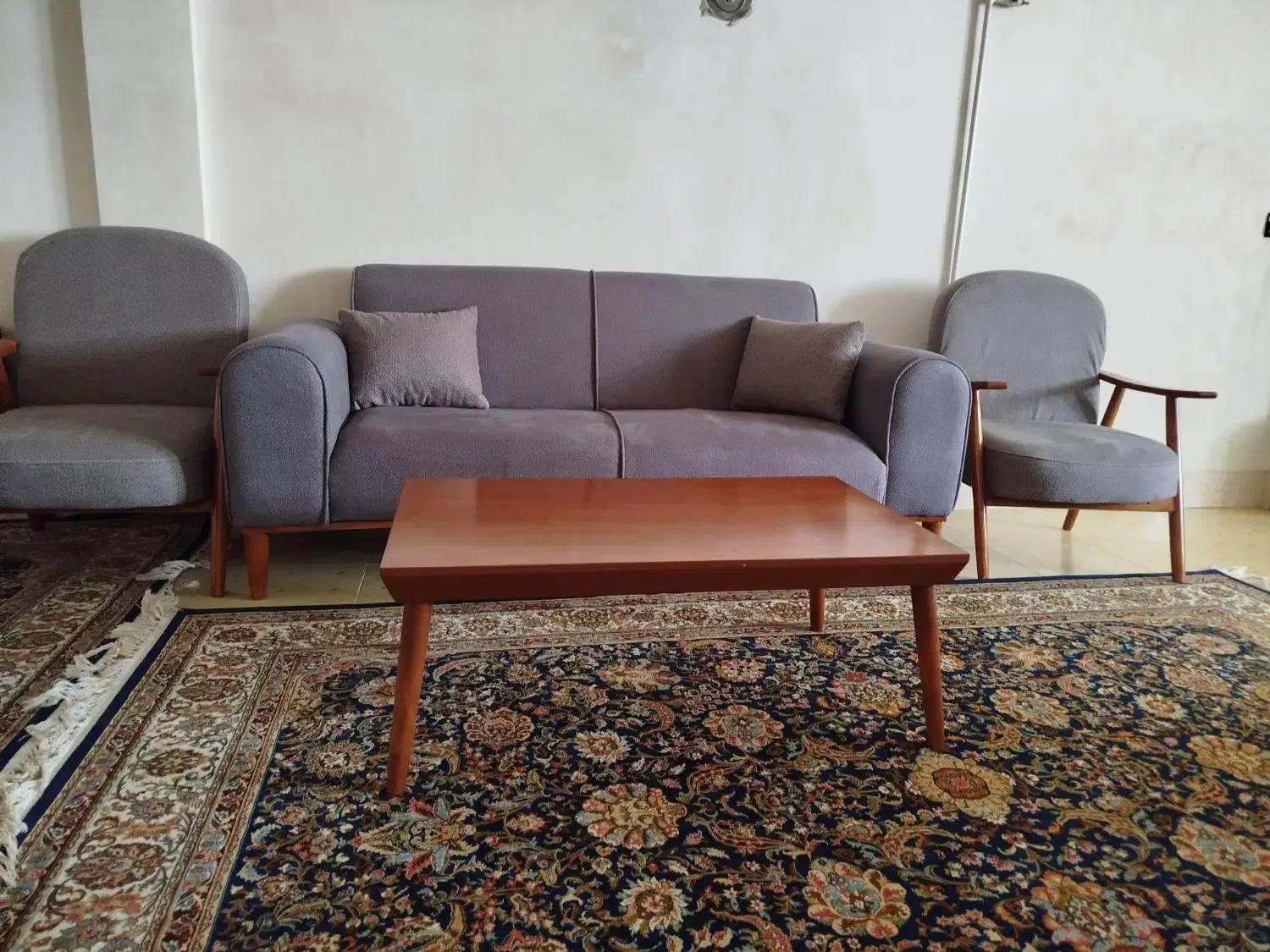 مبل راحتی مینیمال|مبلمان خانگی و میز عسلی|کوهدشت, |دیوار