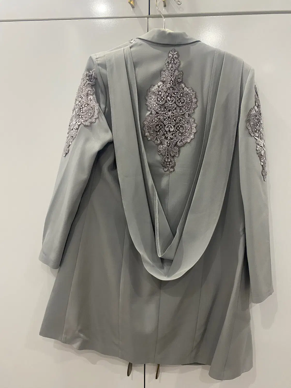 مانتو کتی|لباس|رشت, فلسطین|دیوار