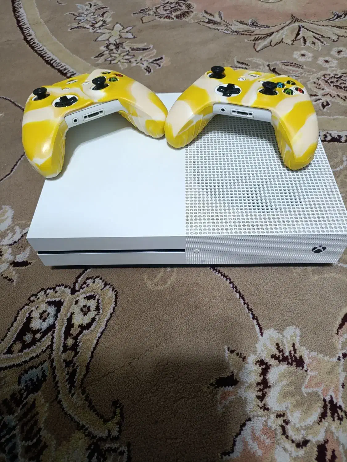 ایکس باکس وان اس یک ترابایت بی نظیر|کنسول، بازی ویدئویی و آنلاین|بندر دیر, |دیوار