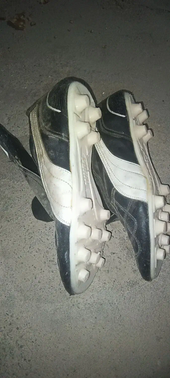 کفش فوتبالی ارجینال|کیف، کفش، کمربند|حاجی آباد, |دیوار