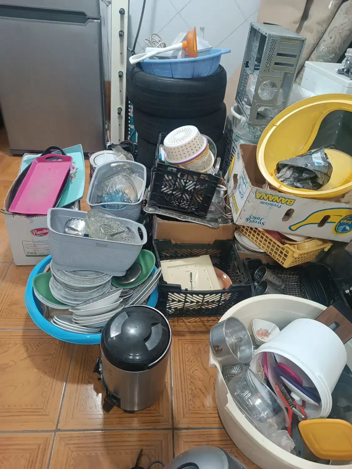 ظرف و ظروف چینی جات خرید توسط سمساری محله|خدمات پیشه و مهارت|اسلام‌شهر, شهرک سعیدیه|دیوار