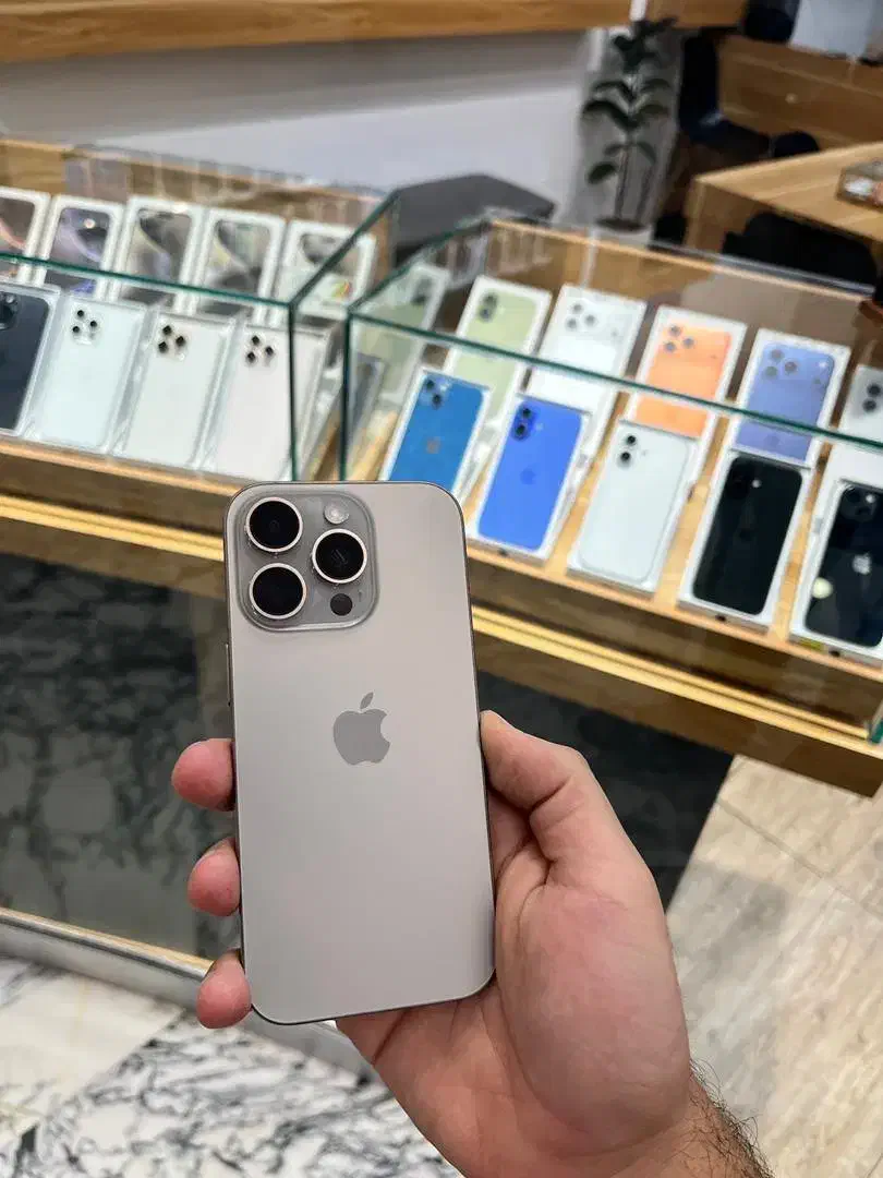 ۱۶ پرو|موبایل|تهران, صادقیه|دیوار