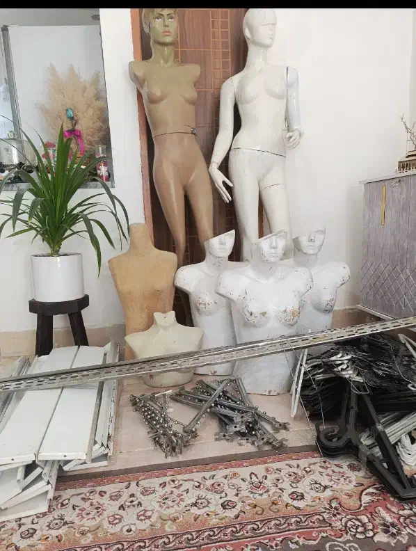 مانکن رگال ۳جفت پشتی هم موجوده|فروشگاه و مغازه|تربت‌حیدریه, منصوریه|دیوار