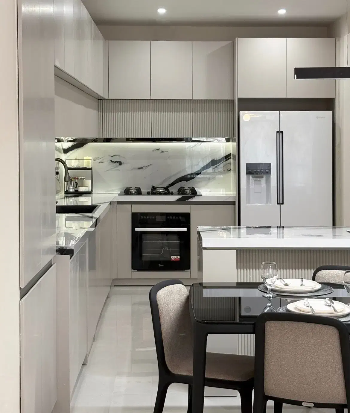 ۱۵۷ متر برند آرین / صفر سند آماده / رحمانیه|فروش آپارتمان|مشهد, الهیه|دیوار