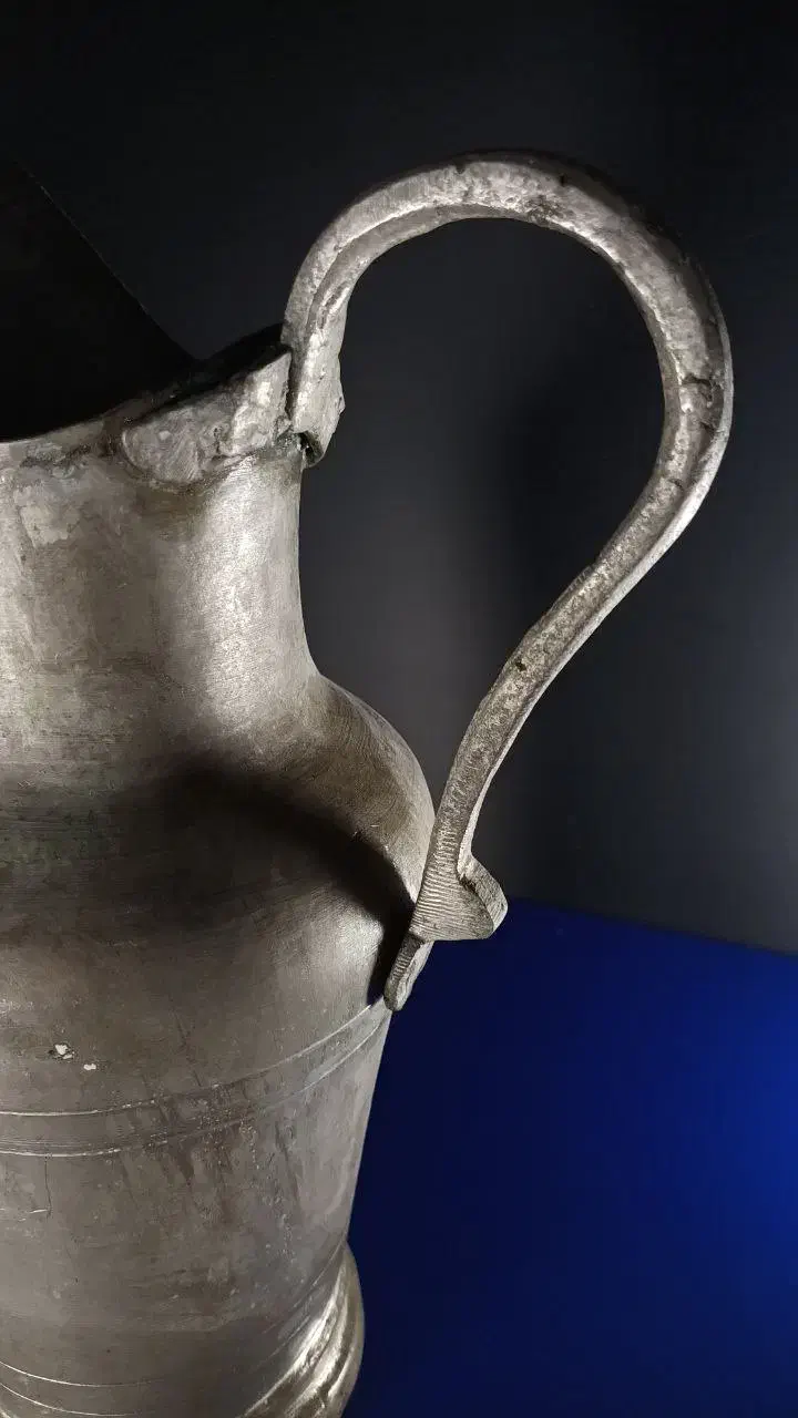 پارچ مسی قدیمی|کلکسیون اشیاء عتیقه|مشهد, ایثار|دیوار