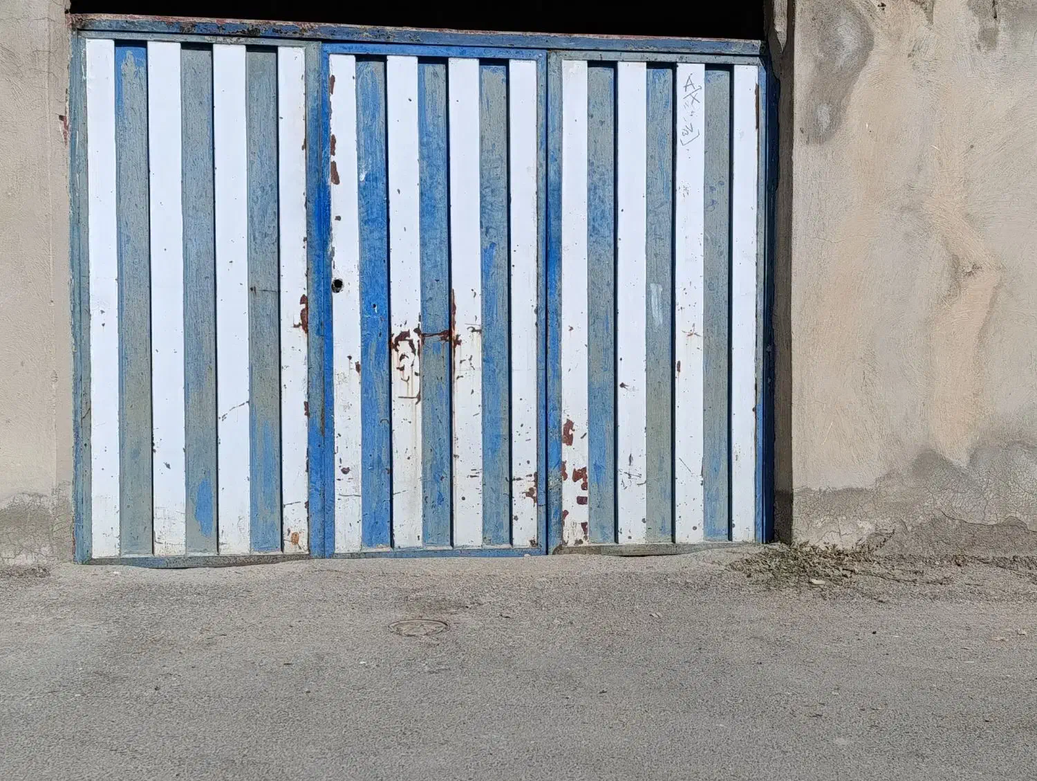 دروازه ماشین رو|مصالح و تجهیزات ساختمان|سریش آباد, |دیوار