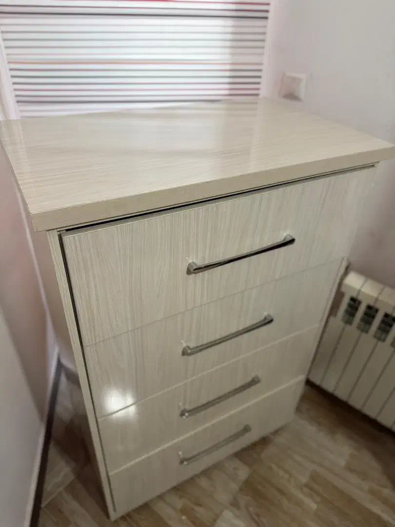 دراور دست ساز چهار کشو|جاکفشی، کمد، دراور|رشت, دباغیان|دیوار