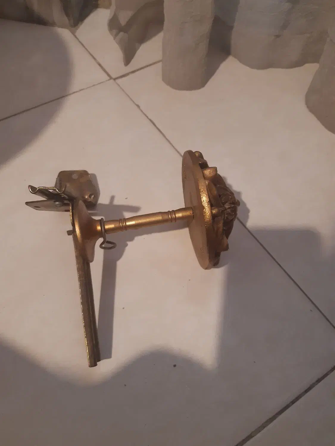 گل میخ|پرده، رانر، رومیزی|تهران, جمهوری|دیوار