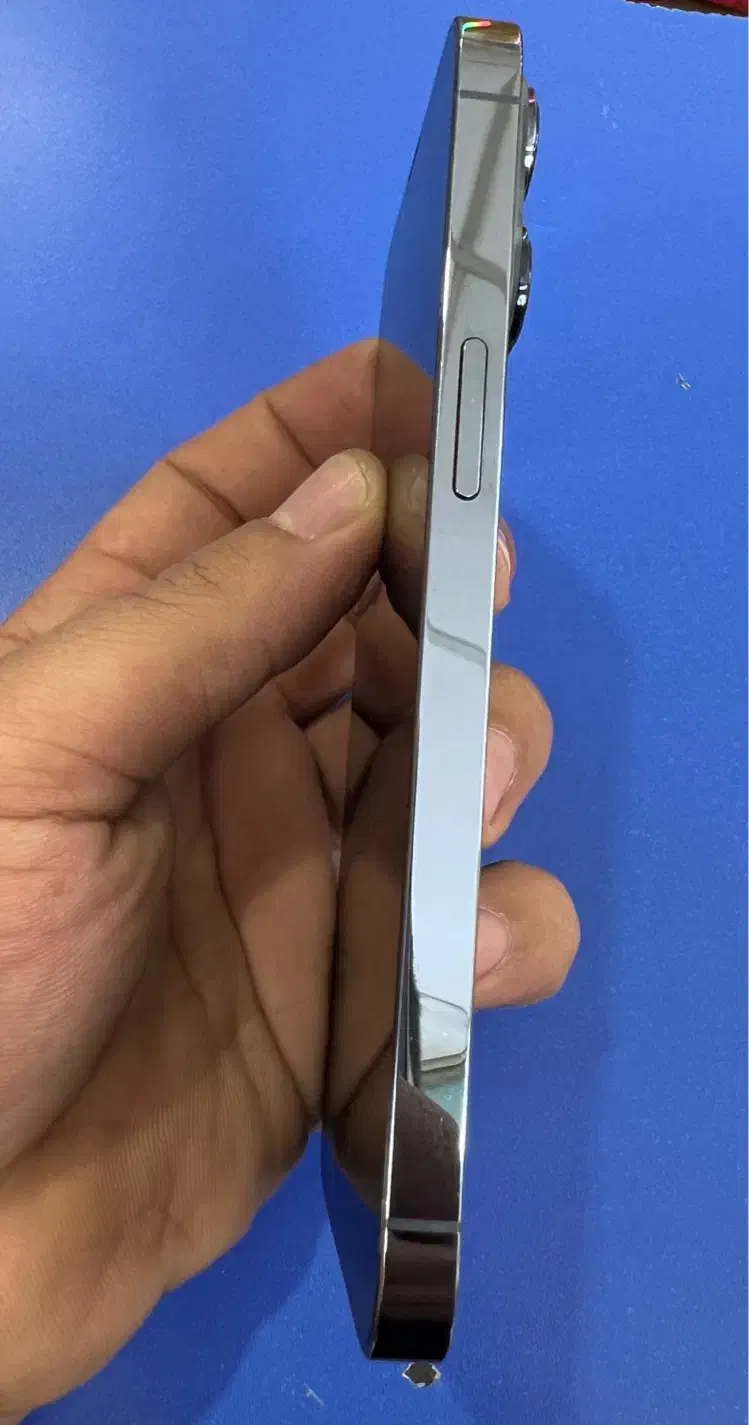 اپل iPhone 13 Pro با حافظهٔ ۲۵۶ گیگابایت|موبایل|تهران, جمهوری|دیوار