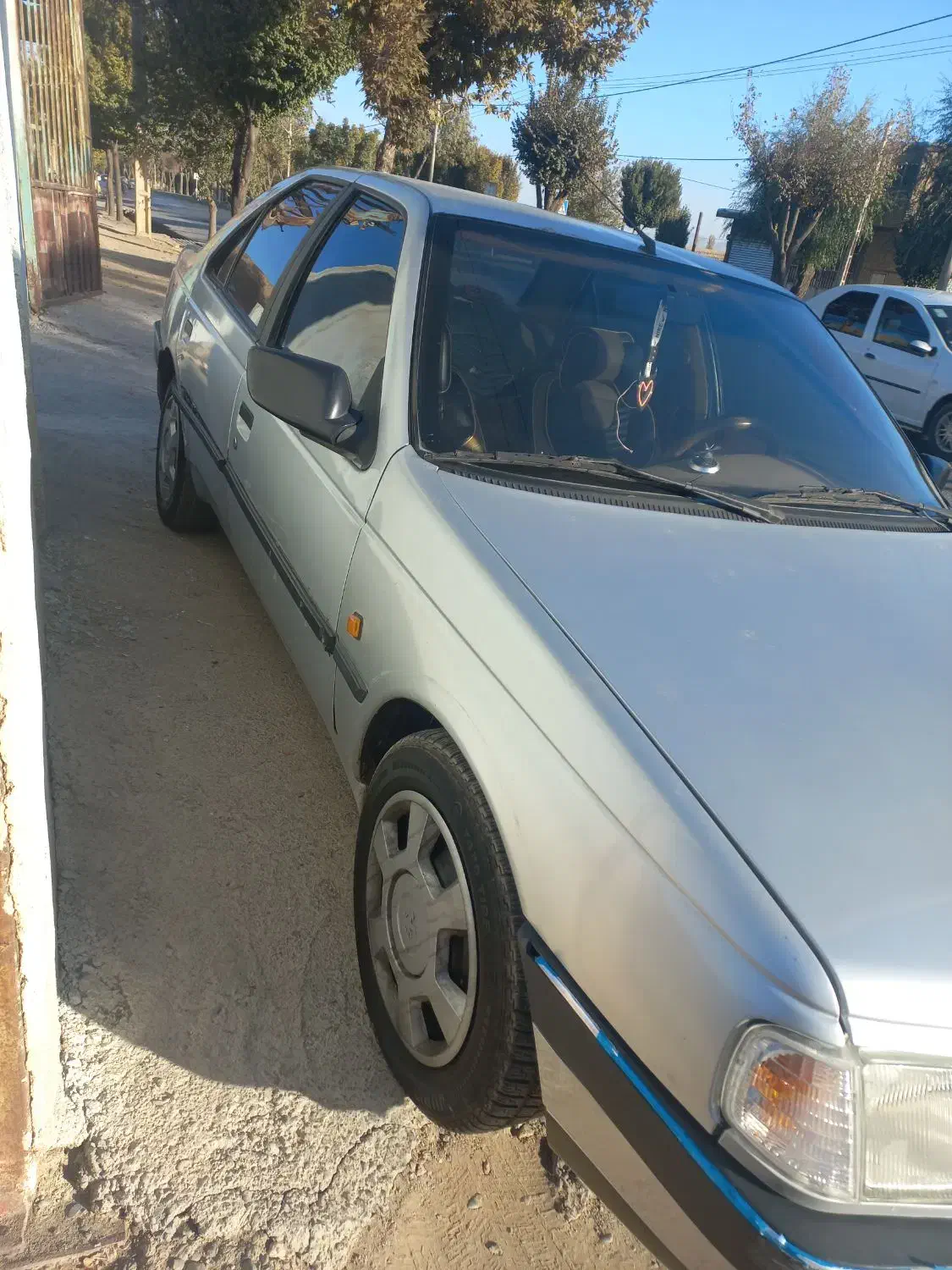 پژو ۴۰۵ مدل ۹۳ تقویتی|خودرو سواری و وانت|گلپایگان, |دیوار