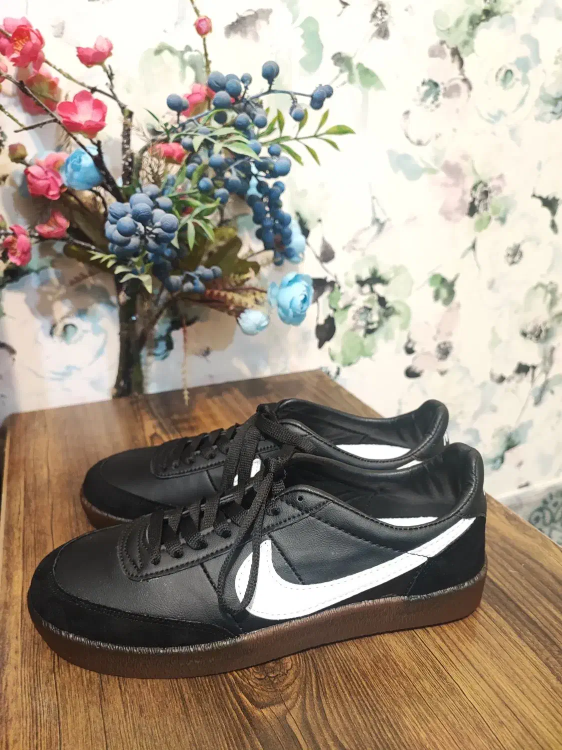 کفش کتونی نایکی با قیمت 850 هزار تومان|کیف، کفش، کمربند|رشت, لاکانی|دیوار