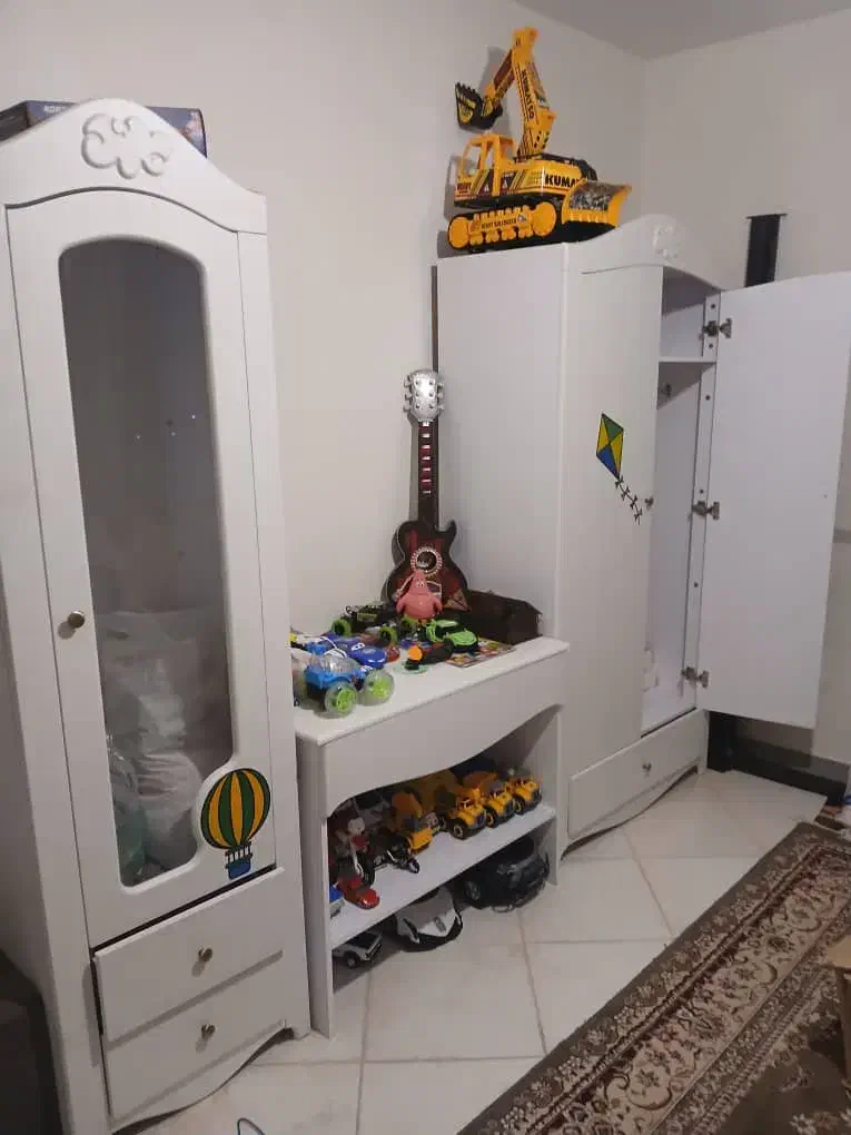 سرویس خواب کودک|تخت و صندلی بچه|پرند, فاز ۶|دیوار