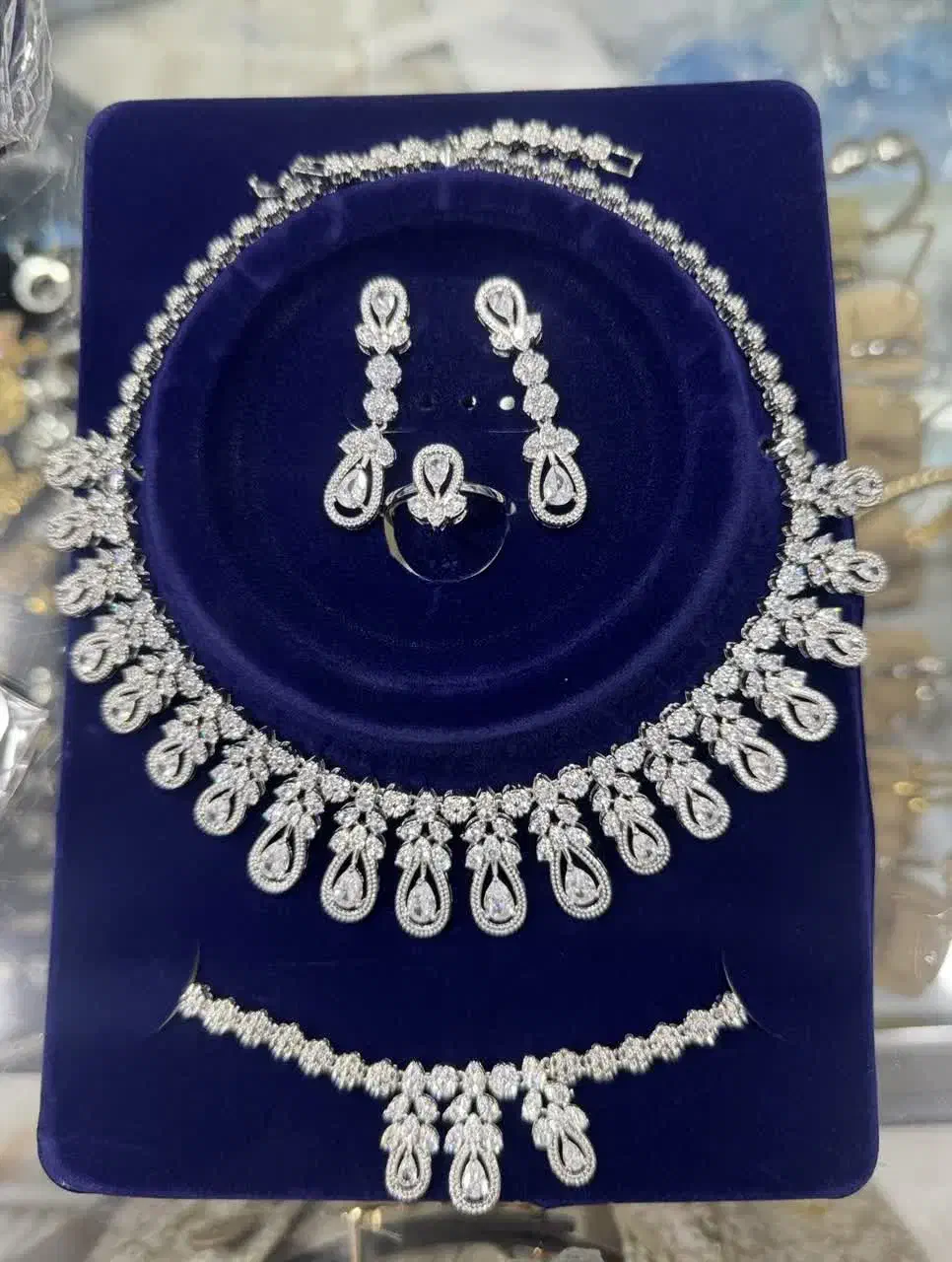 فروش بدلیجات آنتیک نصف قیمت بازار|بدلیجات|خرم‌آباد, |دیوار