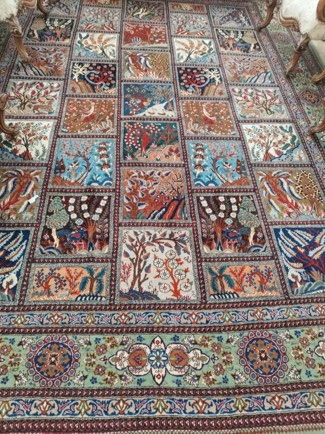 فرش دستباف خشتی درحد نو ویک دست|فرش|میانه, |دیوار