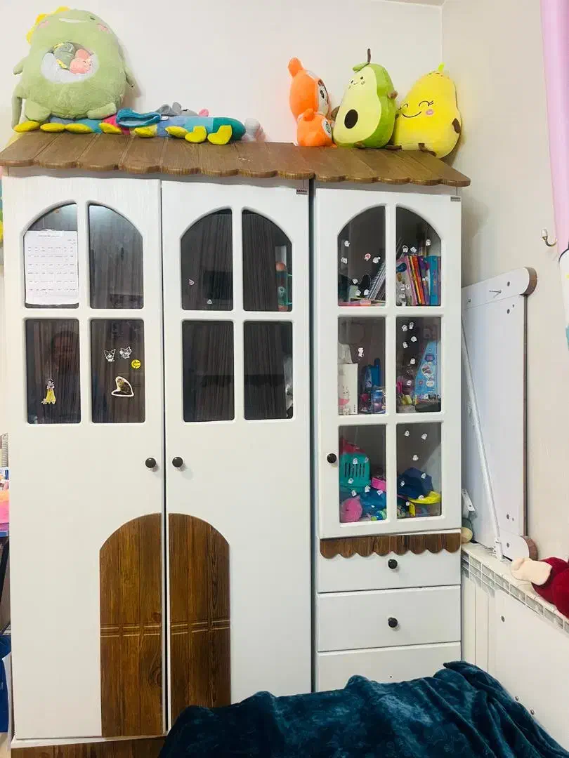 کمد و تخت کودک|تخت و سرویس خواب|قم, زنبیل آباد|دیوار