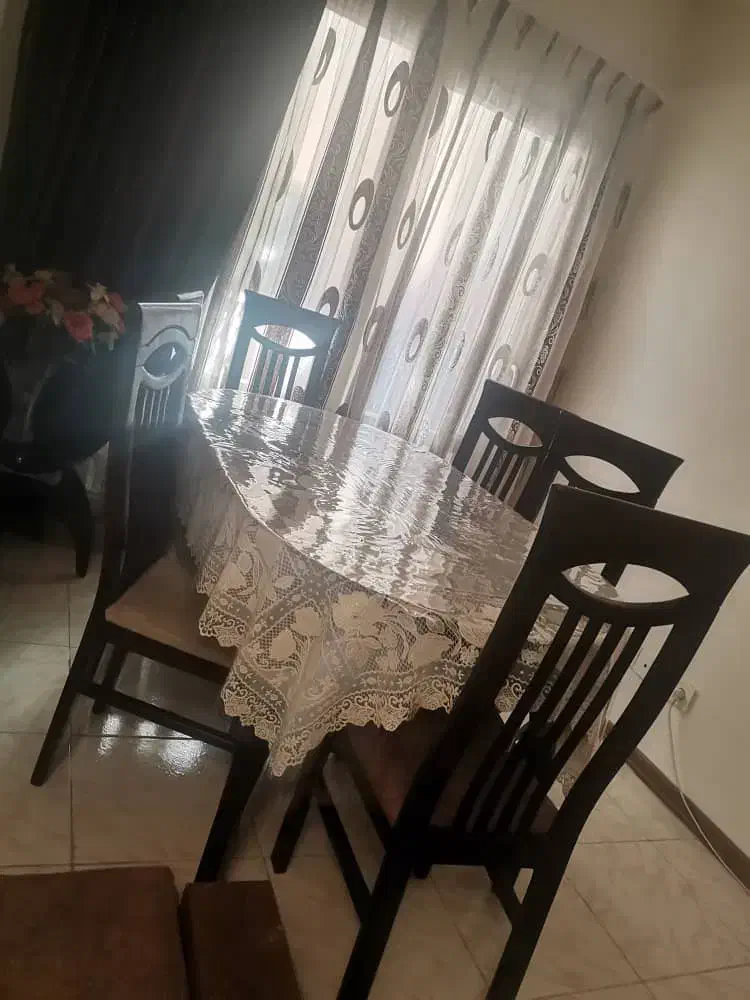 میز ۶ نفره ناهارخوری در حد نو|میز و صندلی غذاخوری|قم, باجک یک|دیوار