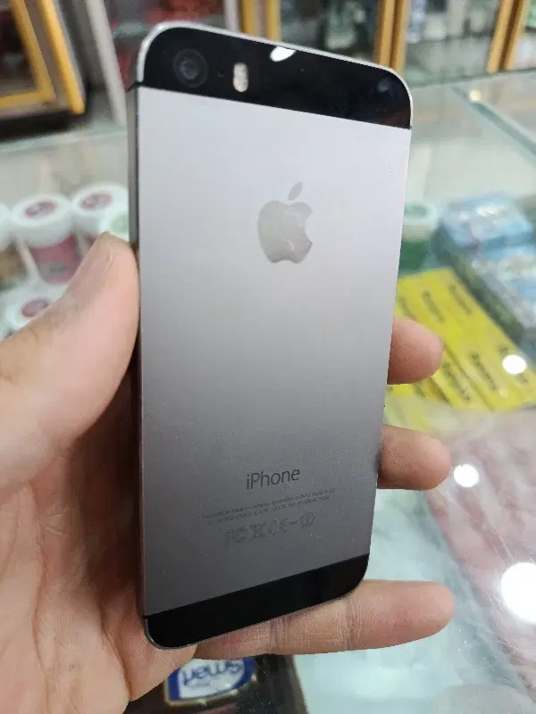 آیفون 5S|موبایل|قم, کلهری|دیوار
