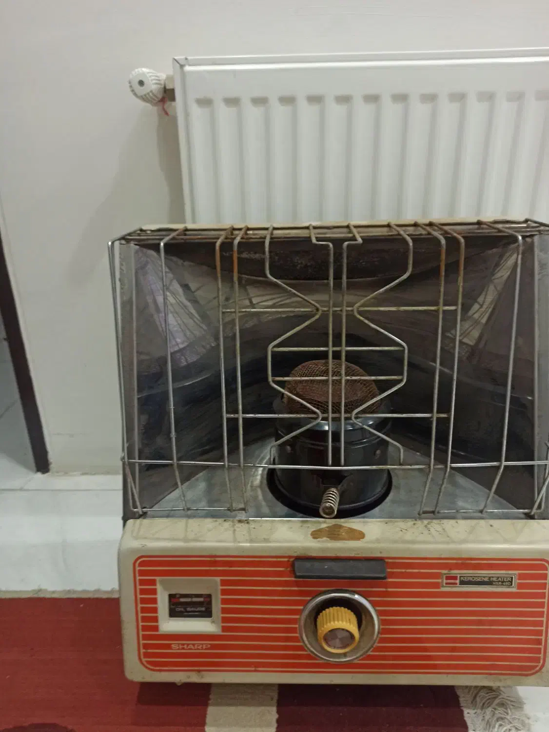 بخاری نفتی انتیک|کلکسیون اشیاء عتیقه|مشکیندشت, |دیوار