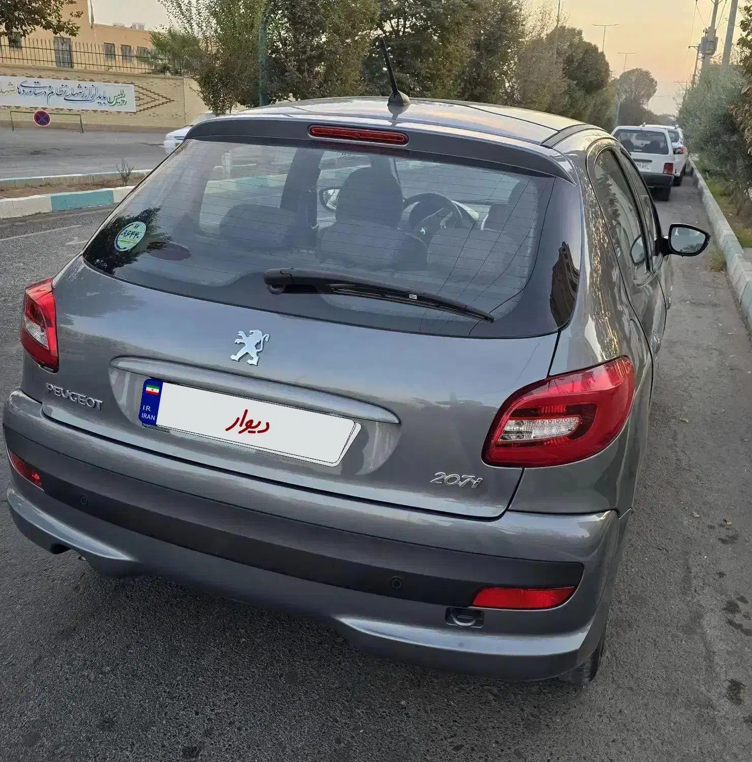 207 پاناروما مدل 1401|خودرو سواری و وانت|یزد, |دیوار