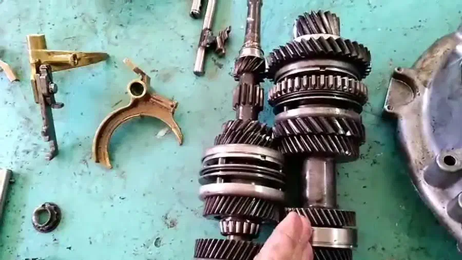 به یک مکانیک نیمه وارد خودروهای ایرانی نیازمندیم|استخدام صنعتی، فنی، مهندسی|کرج, کوی کارمندان جنوبی|دیوار