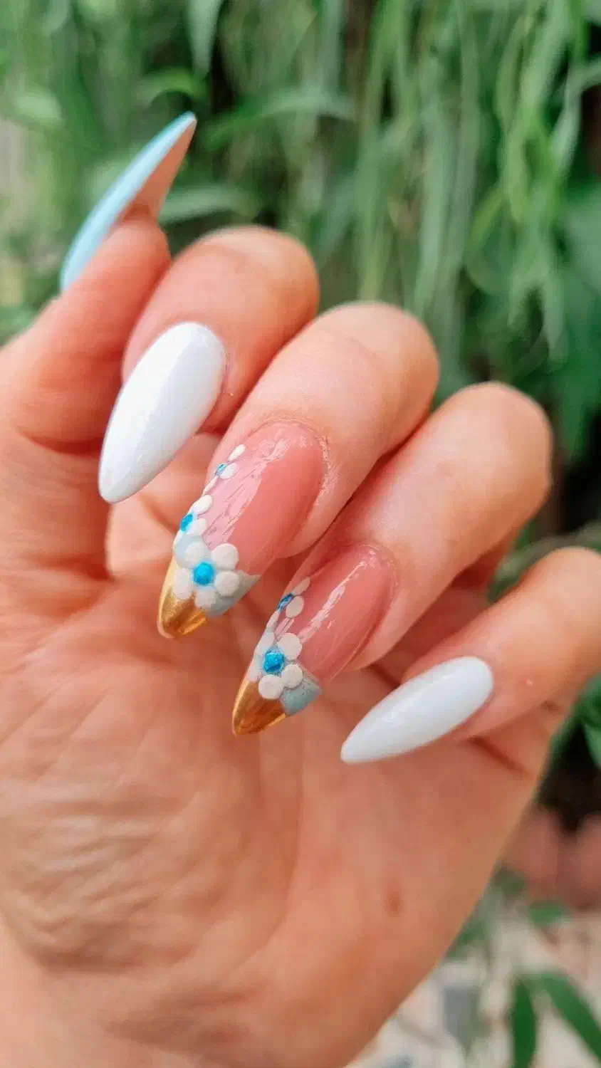 ناخن خیلی حرفه ای و تمیز میخوای بیا|آرایشی، بهداشتی، درمانی|نور, |دیوار