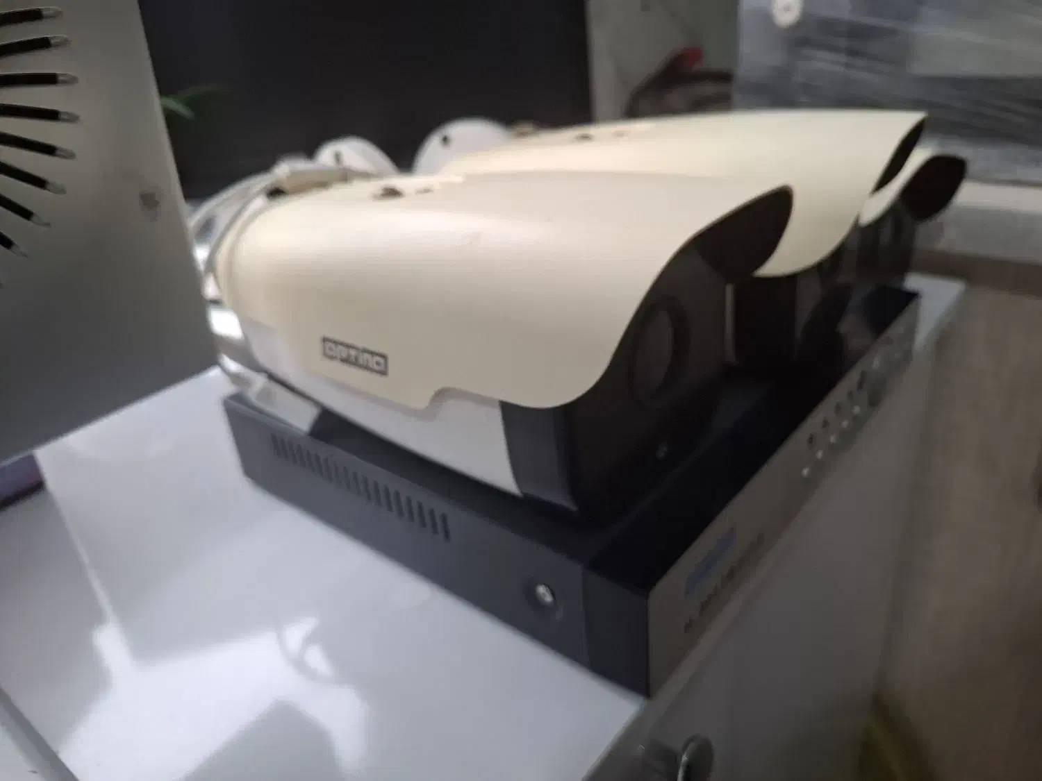 دوربین مداربسته کارکرده|دوربین مداربسته|شوط, |دیوار