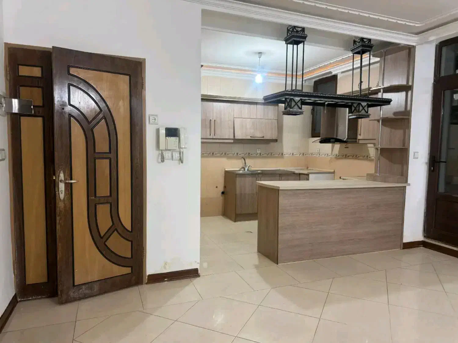 60 متری/1خواب/کاوه/فول بازسازی|فروش آپارتمان|اصفهان, پوریای ولی|دیوار