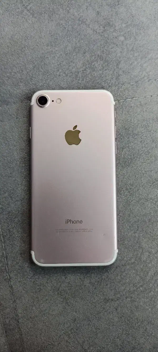 iPhone 7 128 Gold مشابه آکبند|موبایل|اصفهان, مهرآباد|دیوار