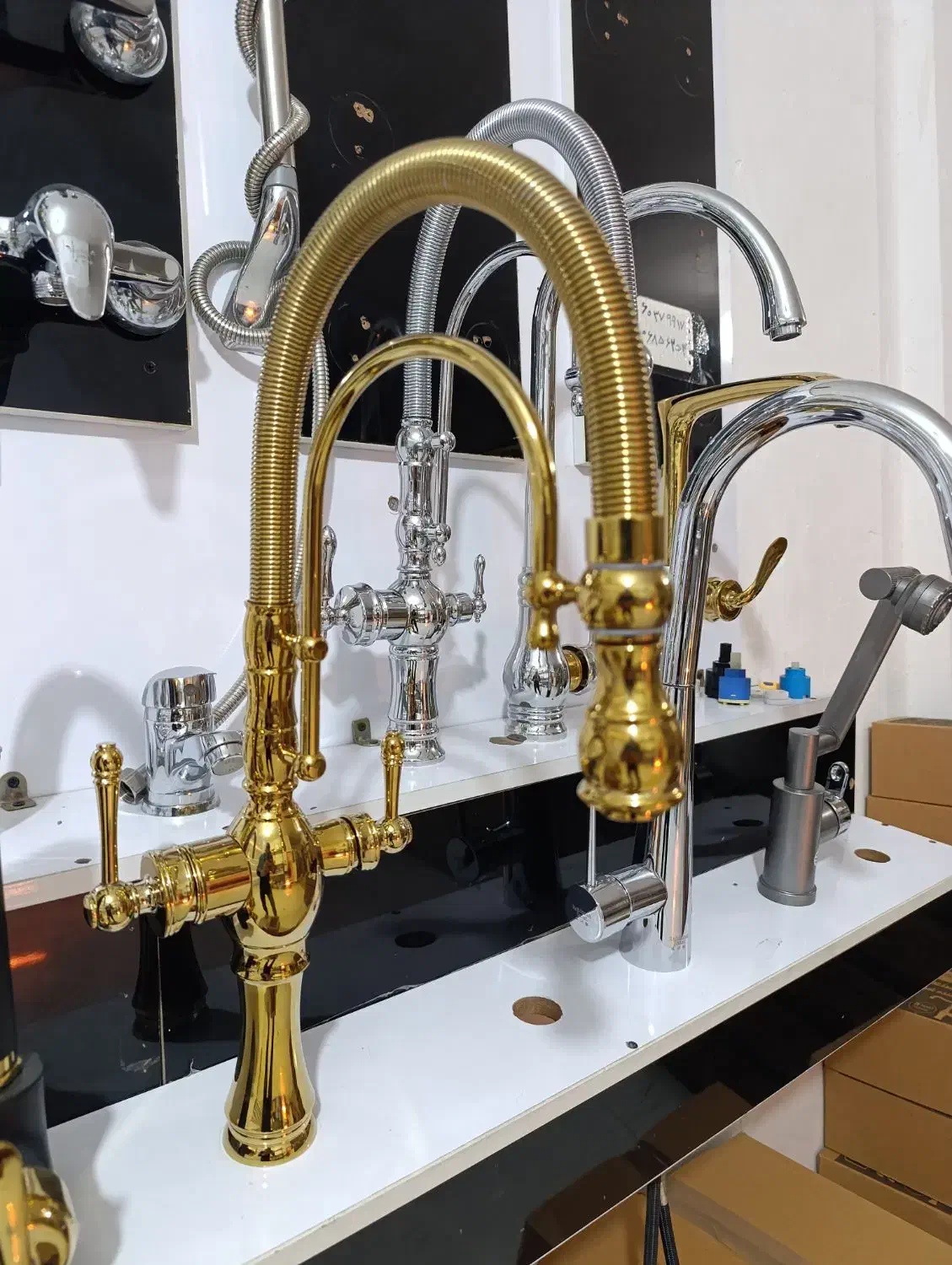 شیرآلات ظرفشویی فنری تسویه خور تک به قیمت عمده|مصالح و تجهیزات ساختمان|رباطکریم, نصیرشهر|دیوار