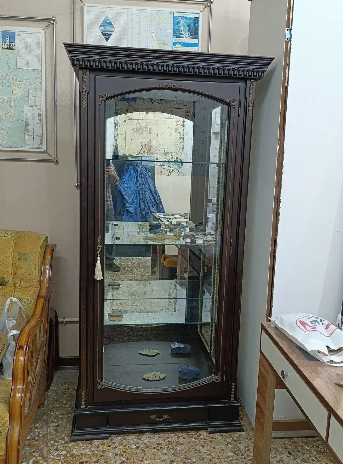 بوفه ویترین چوبی|بوفه، ویترین، کنسول|رشت, فلسطین|دیوار