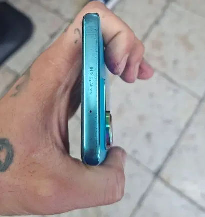 Motorola edge 40 neo|موبایل|تهران, ونک|دیوار
