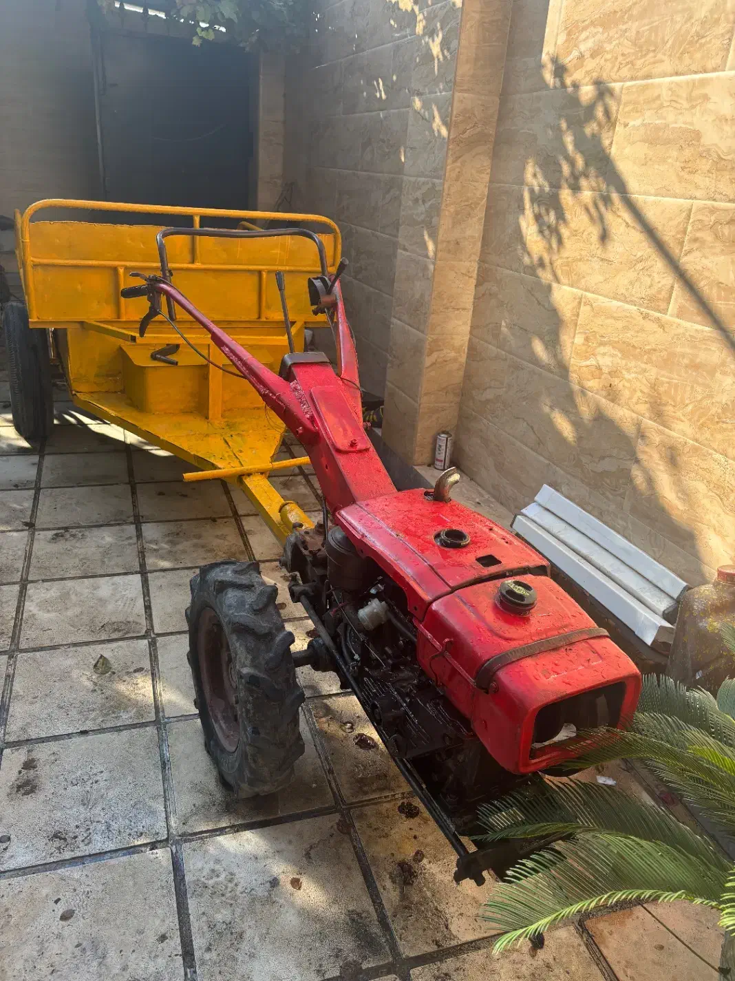 تیلر ۷نیم اسب میتسوپیشی اصل ژاپن با تریلی|ماشینآلات صنعتی|بندر گز, |دیوار