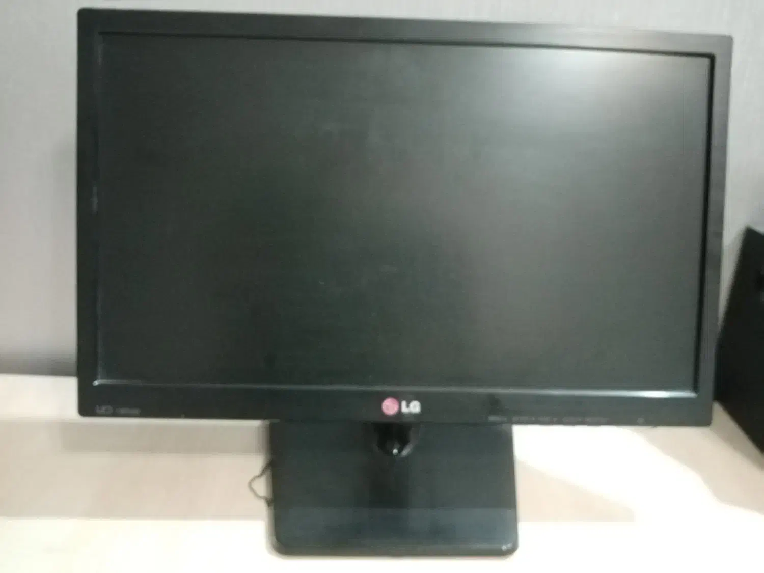 فروش فوری مانیتور19 اینچ LG استوک|قطعات و لوازم جانبی رایانه|شیراز, دینکان|دیوار