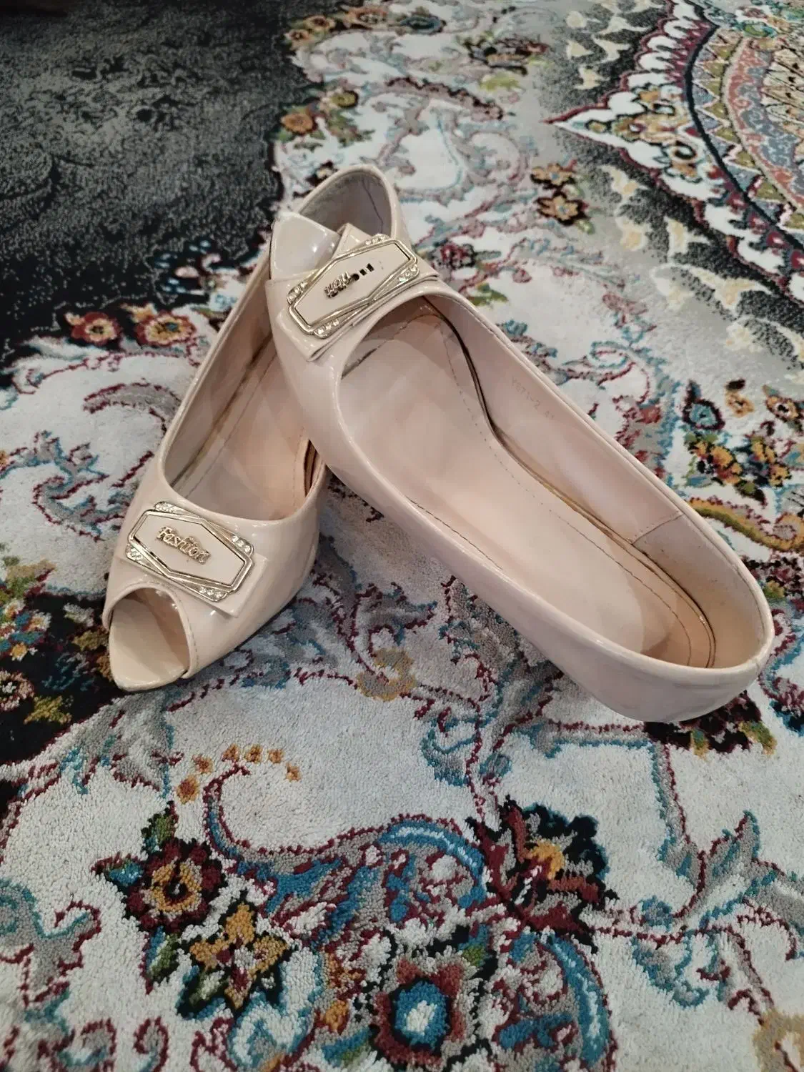 کفش پاشنه بلند مجلسی|کیف، کفش، کمربند|یزد, |دیوار