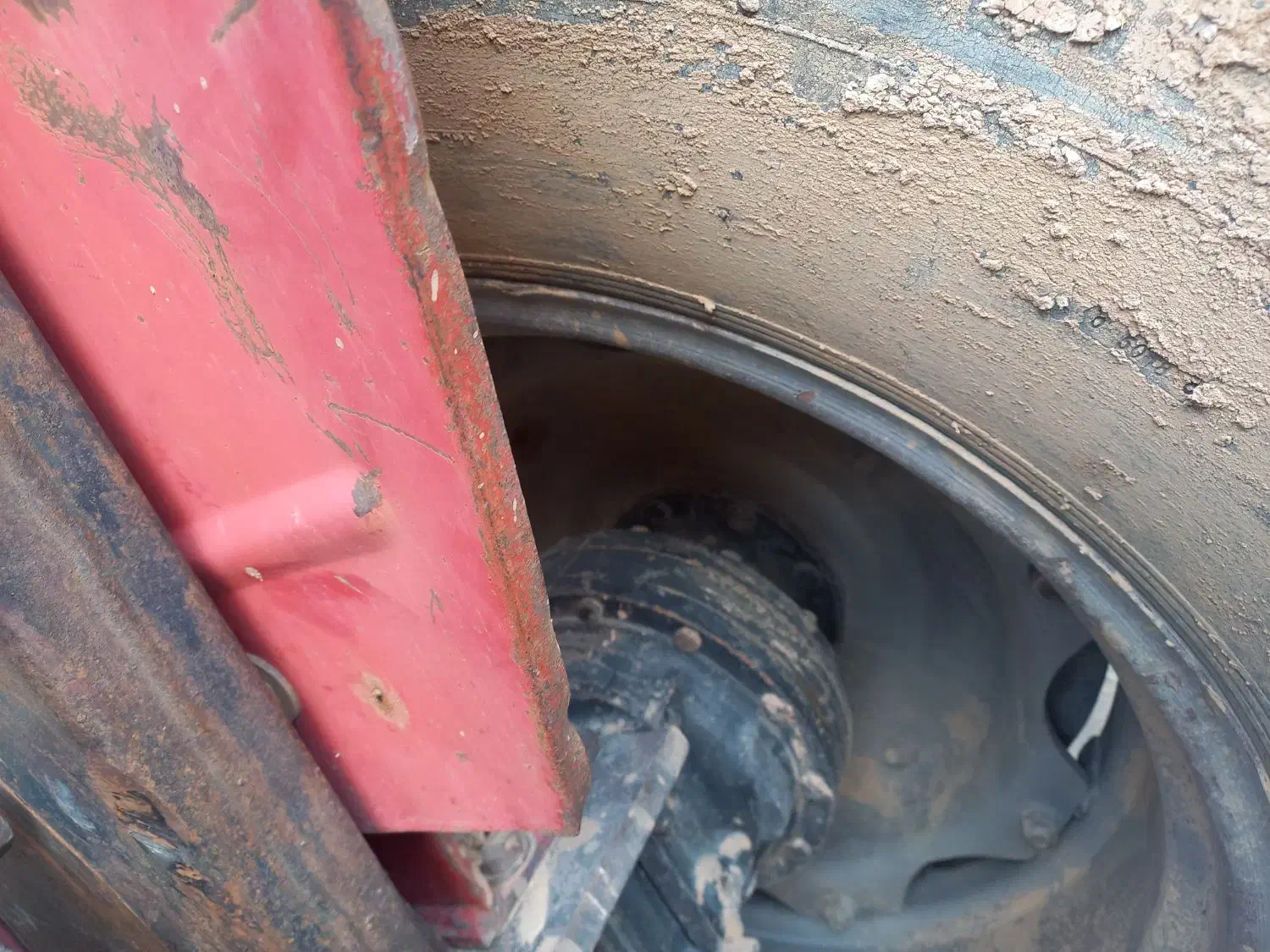 فروش تراکتور مدلهای ۸۶ و۸۷|خودرو سنگین|آباده, |دیوار